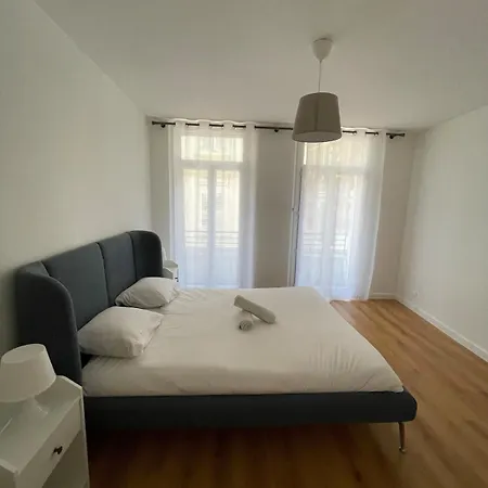 Au Coeur D'evian Apartment *